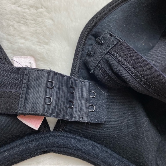 Vintage Victoria Secret Underlined Black Bra - Picture 5 of 7